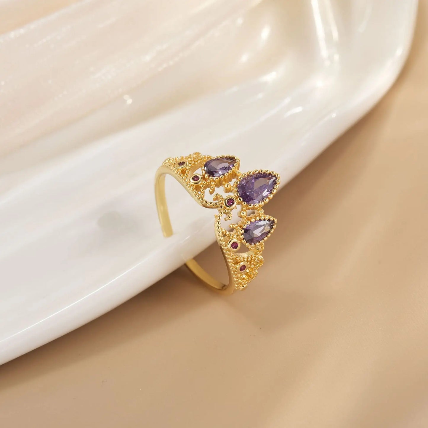 Rapunzel Ring for Woman Fashion Wedding Party Jewelry Accessories Gold Plated Adjustable Powder Crystal Princess Crown Ring Gift